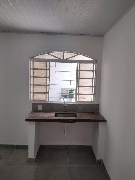 Casa para alugar com 1 quarto, 70m² - Foto 6