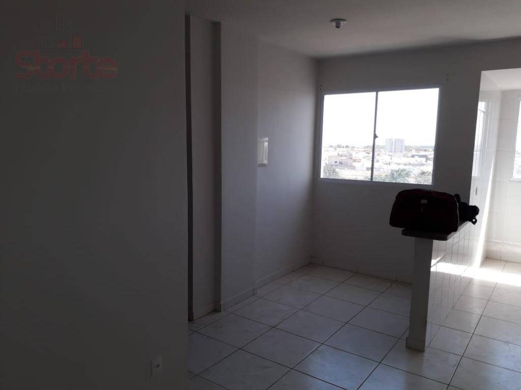 Apartamento à venda com 2 quartos, 49m² - Foto 11