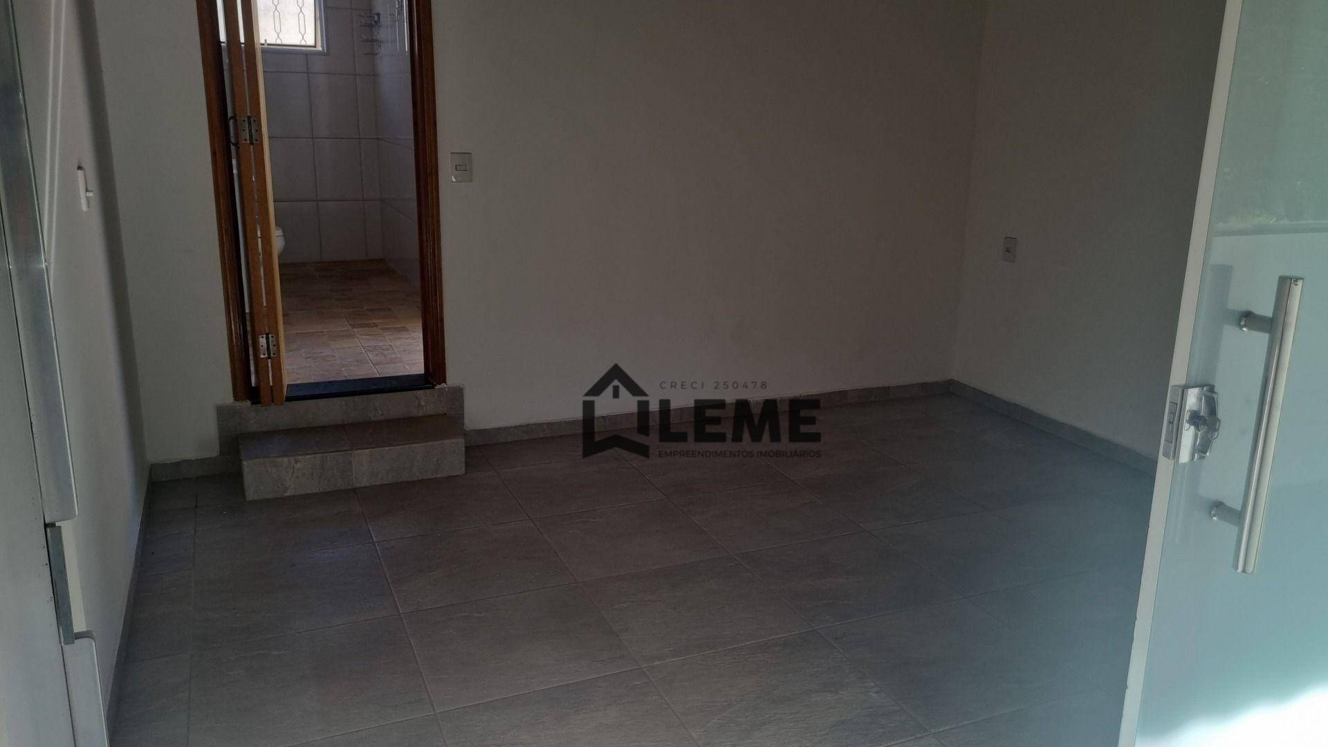 Casa à venda com 3 quartos, 350m² - Foto 16