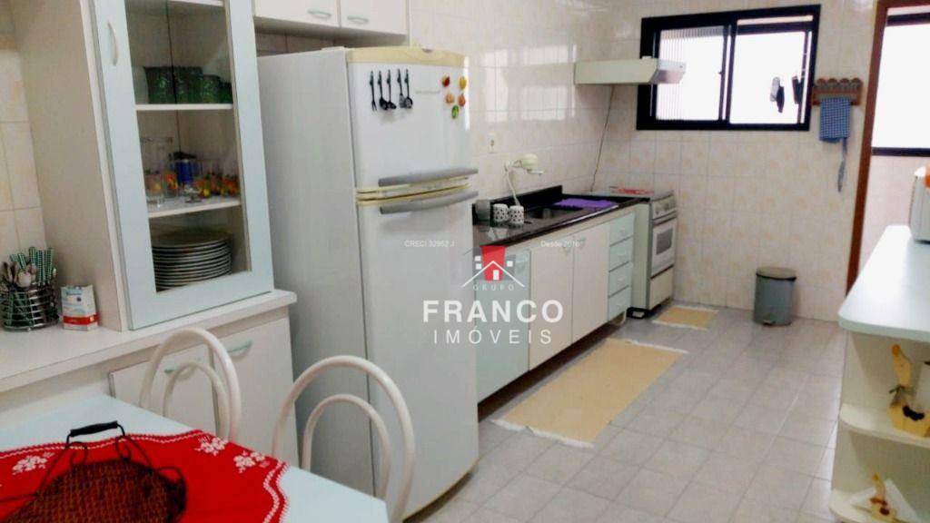 Apartamento à venda com 2 quartos, 97m² - Foto 9