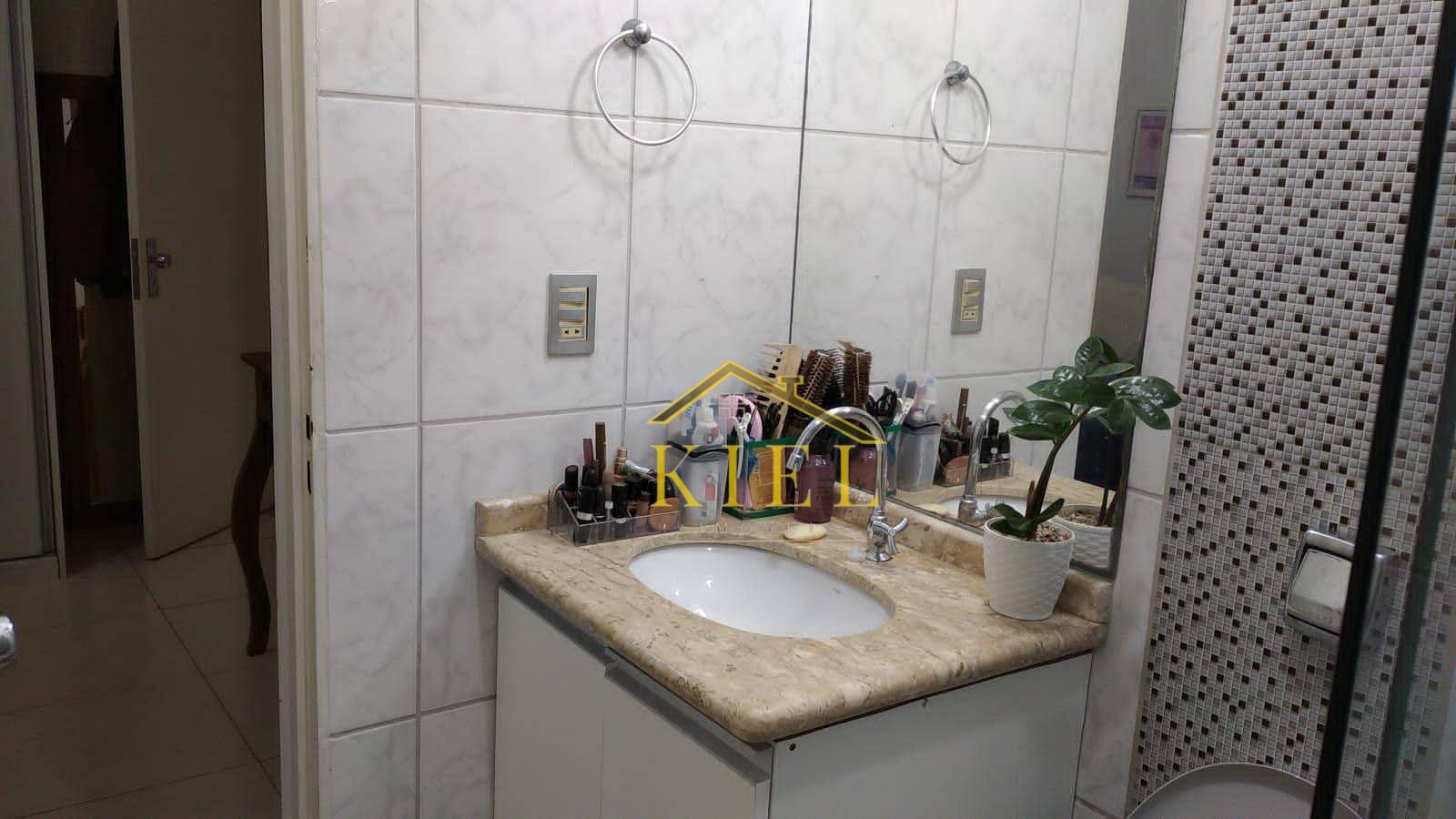 Apartamento à venda com 3 quartos, 93m² - Foto 11