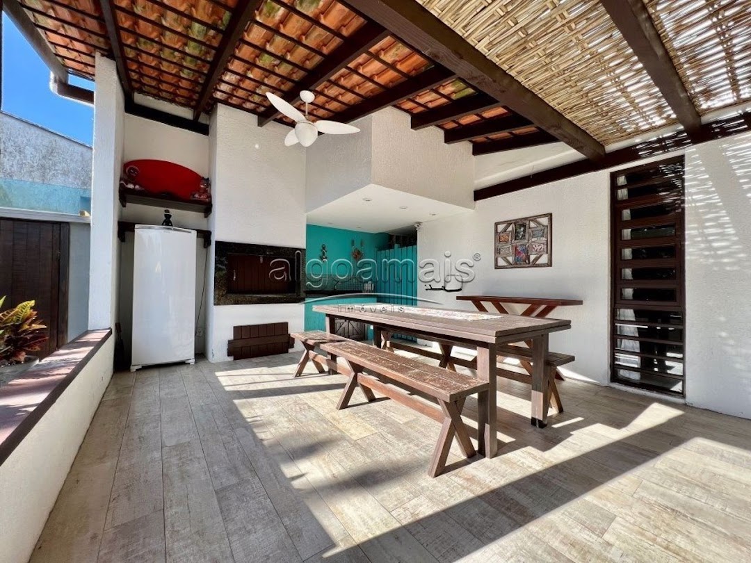 Casa à venda com 3 quartos, 109m² - Foto 13