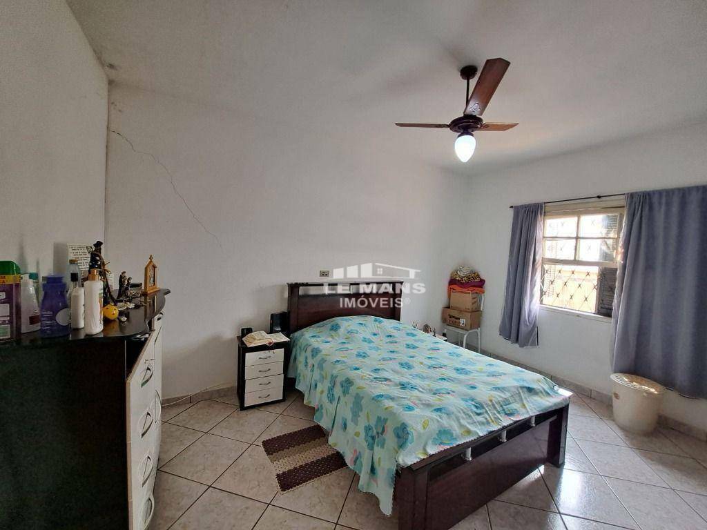 Casa, 3 quartos, 200 m² - Foto 18