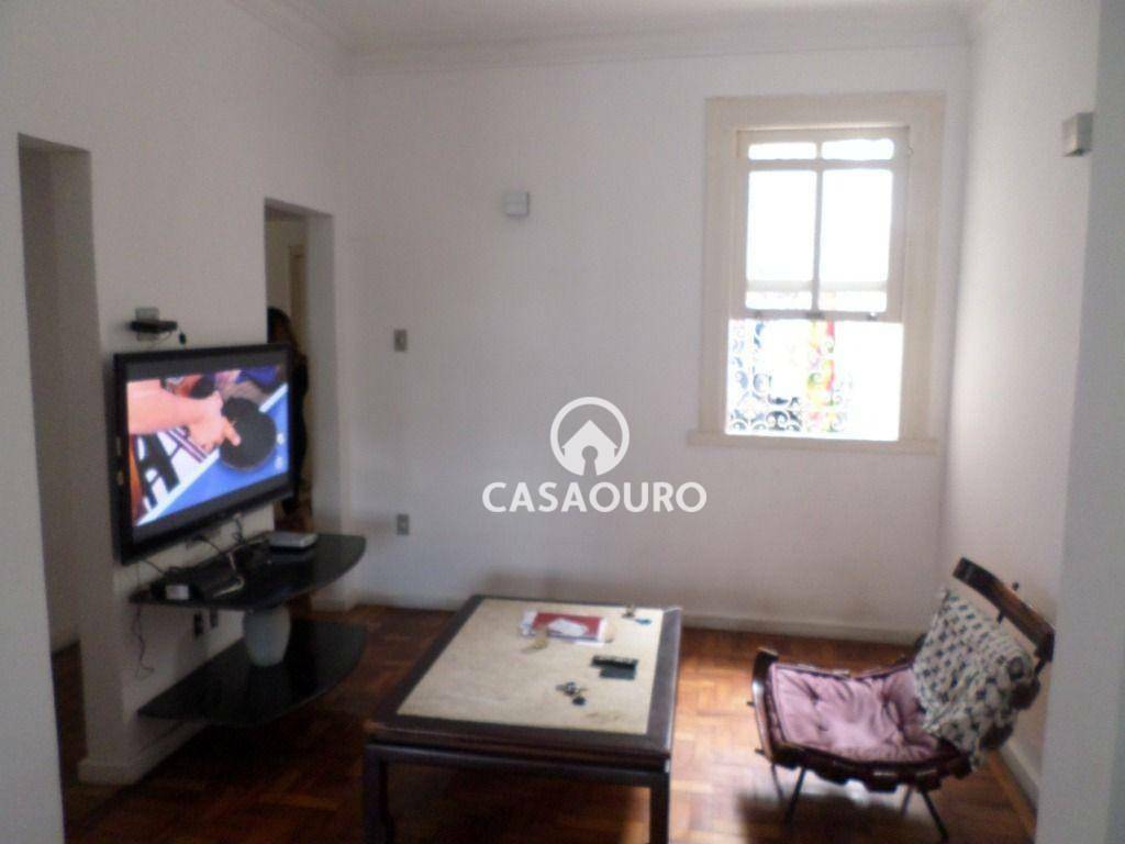 Casa à venda com 4 quartos, 300m² - Foto 6