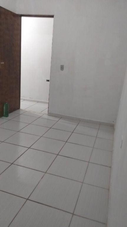 Casa à venda com 2 quartos, 73m² - Foto 17