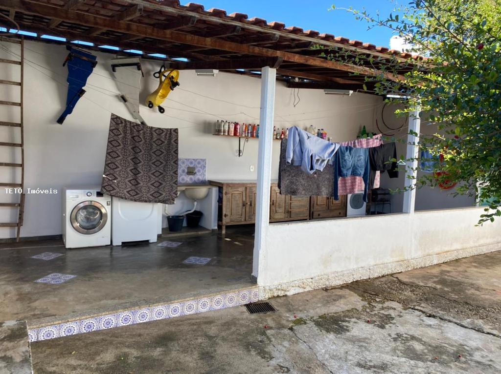 Casa à venda com 3 quartos, 300m² - Foto 32