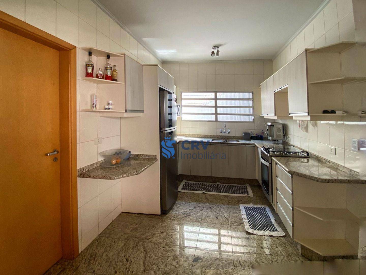 Sobrado à venda com 3 quartos, 335m² - Foto 10