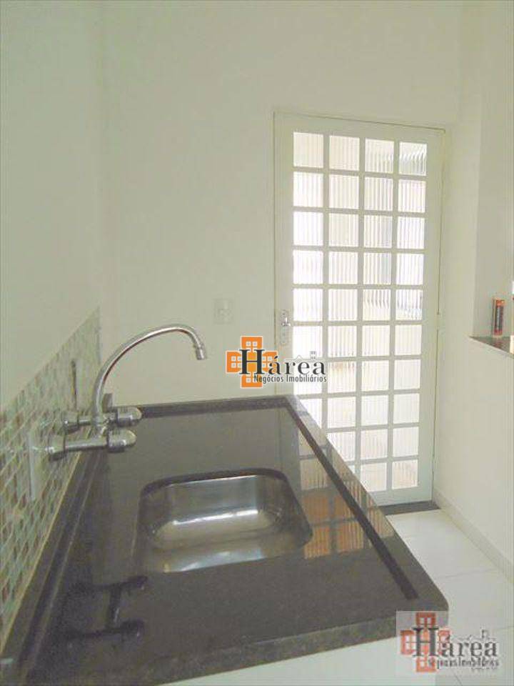 Casa à venda com 2 quartos, 110m² - Foto 16
