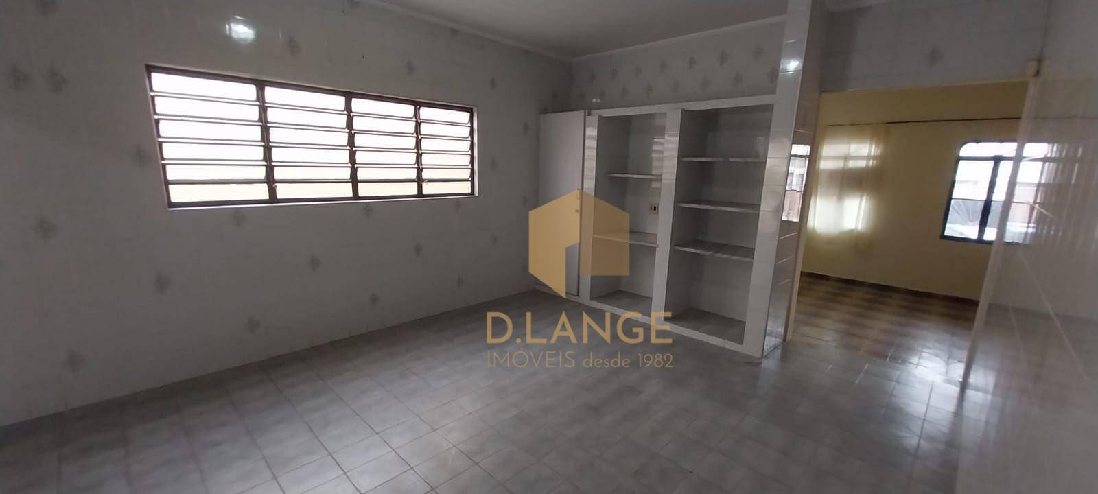 Casa para alugar com 3 quartos, 250m² - Foto 11