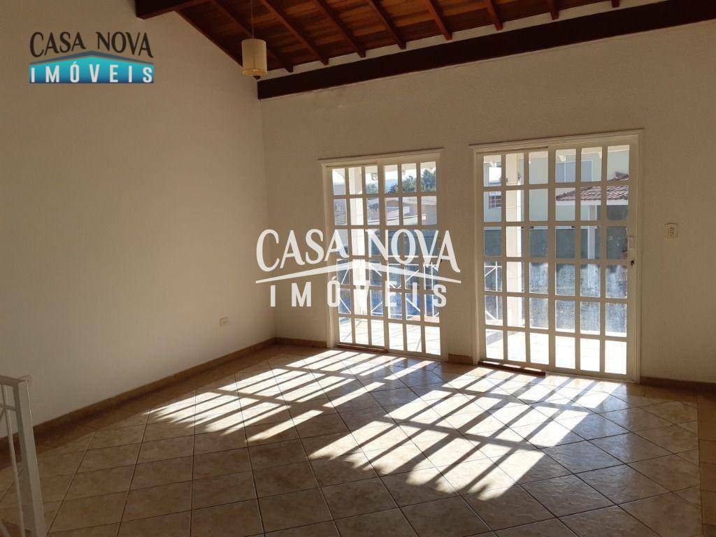 Casa de Condomínio para alugar com 4 quartos, 420m² - Foto 5