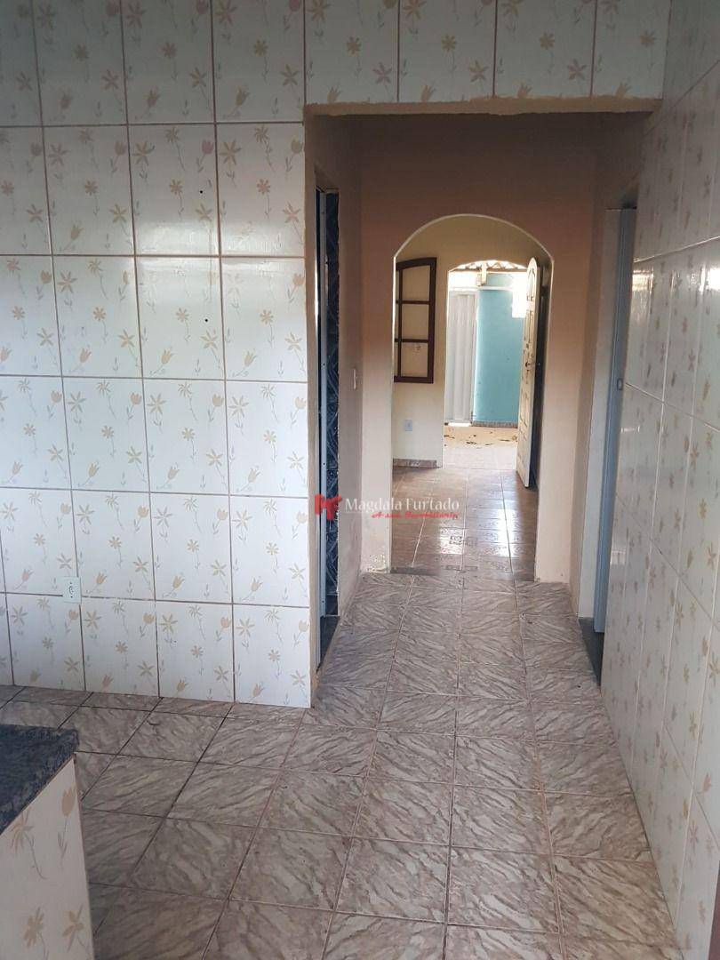 Casa à venda com 2 quartos, 130m² - Foto 14