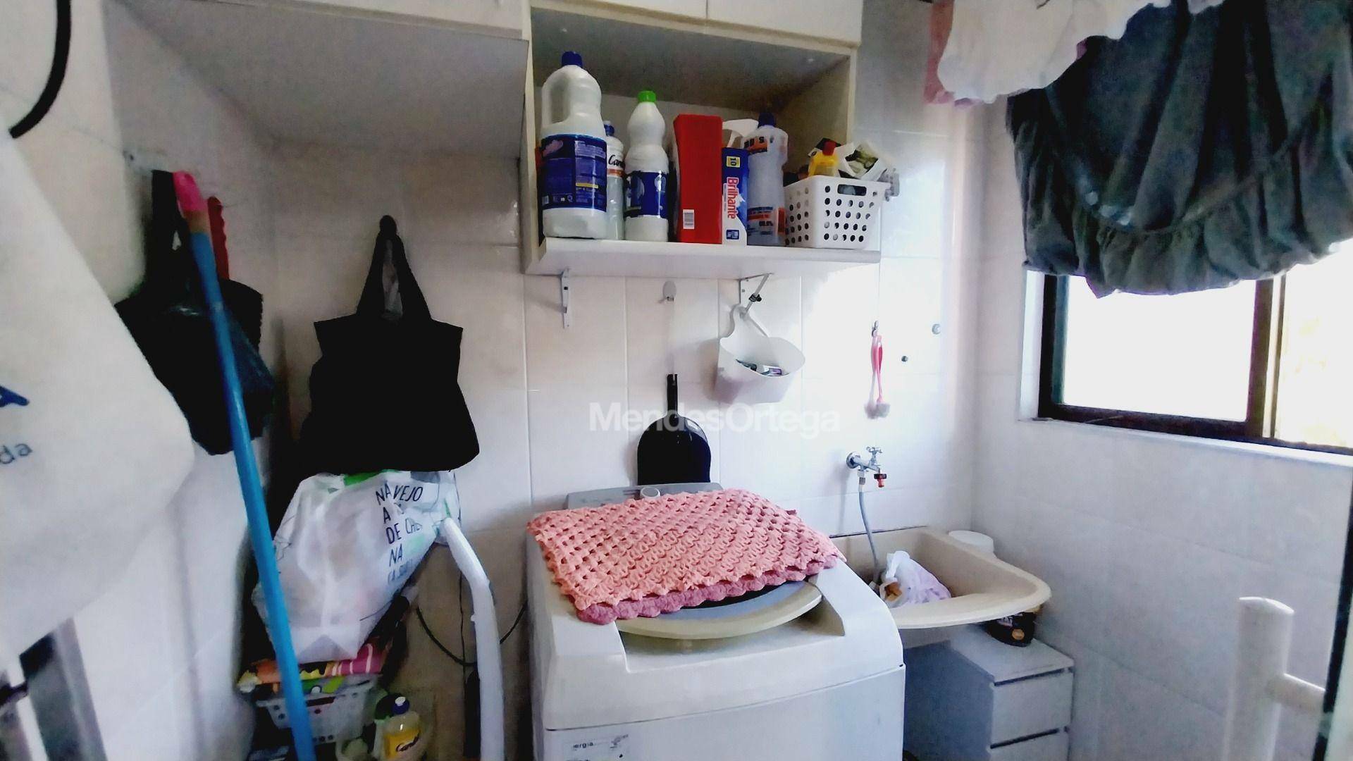 Apartamento à venda com 2 quartos, 78m² - Foto 17