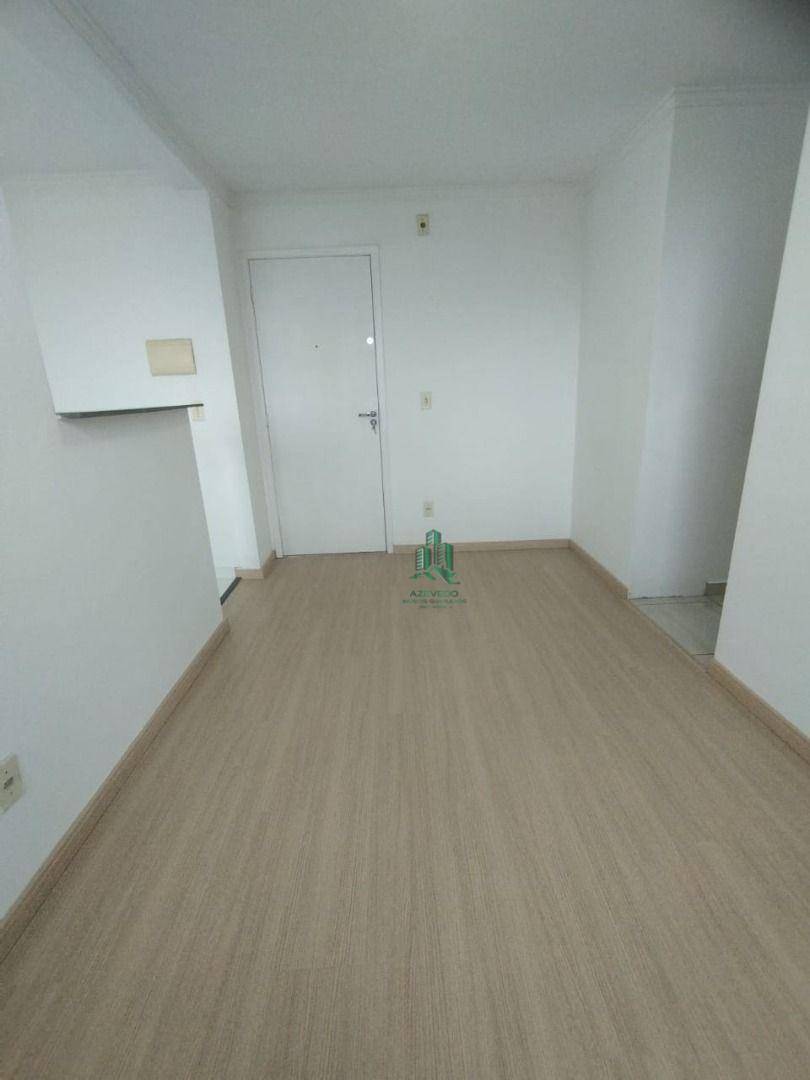 Apartamento à venda com 2 quartos, 44m² - Foto 2