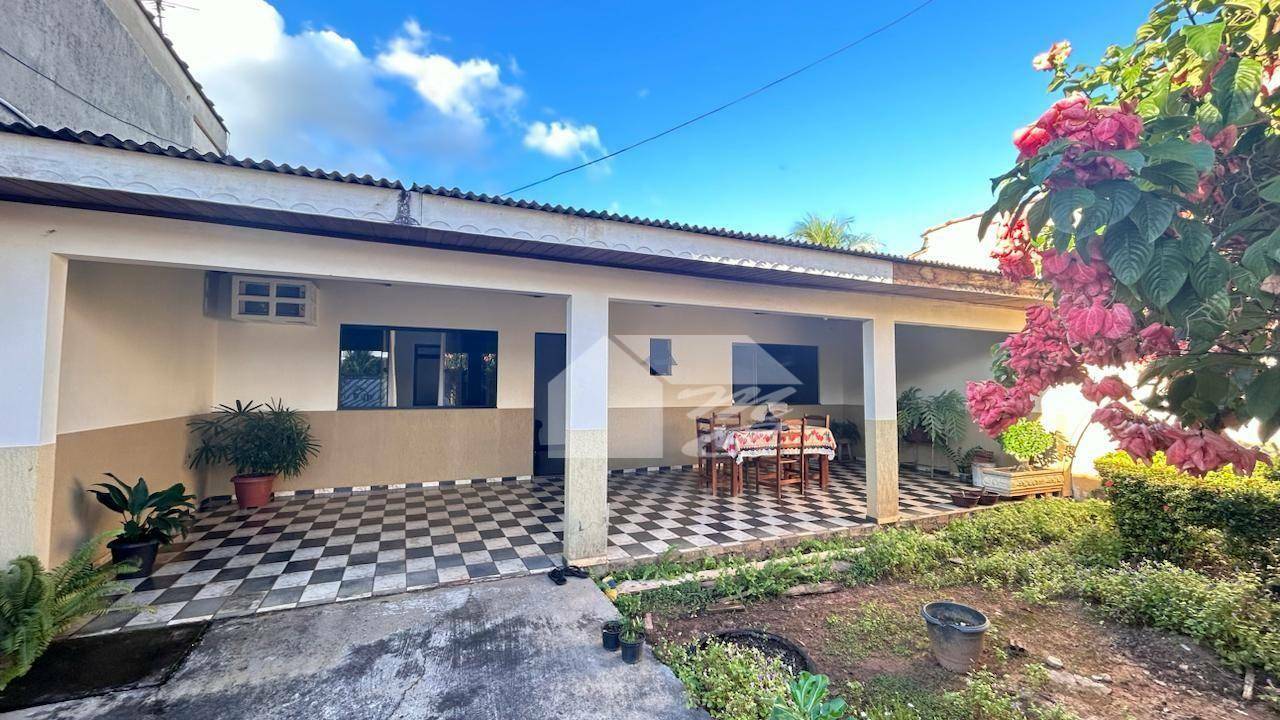 Casa à venda com 3 quartos, 150m² - Foto 2