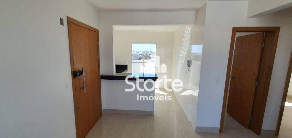 Apartamento à venda com 3 quartos, 73m² - Foto 1