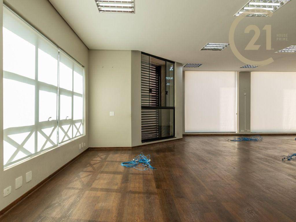 Prédio Inteiro para alugar, 600m² - Foto 2