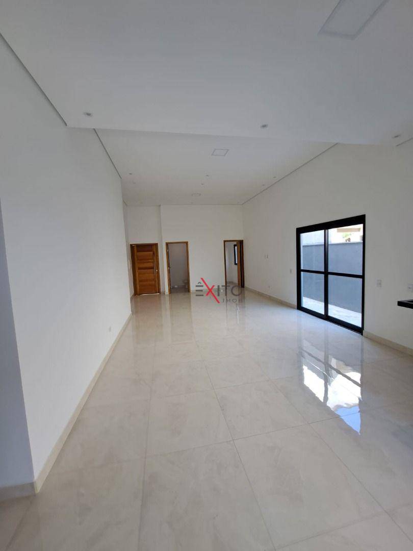 Casa de Condomínio à venda com 3 quartos, 143m² - Foto 1