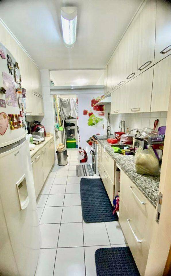 Apartamento à venda com 3 quartos, 80m² - Foto 5