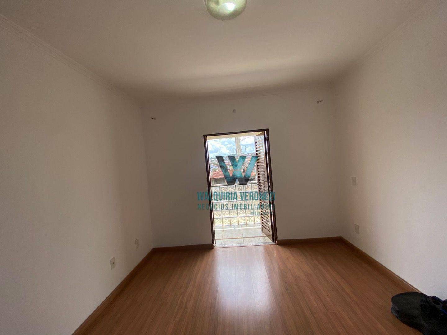 Casa à venda com 3 quartos, 169m² - Foto 14