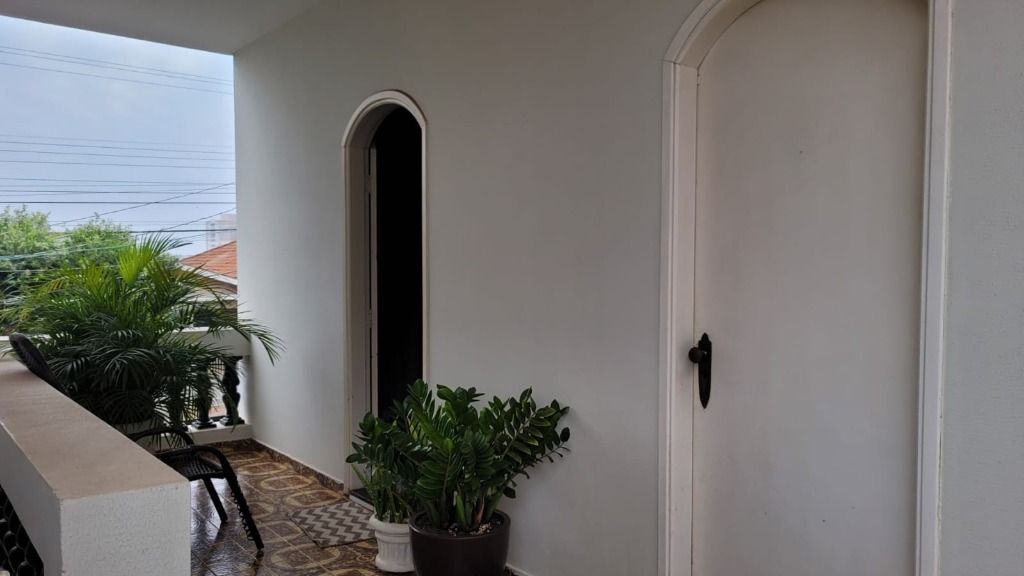 Casa à venda com 3 quartos, 300m² - Foto 16