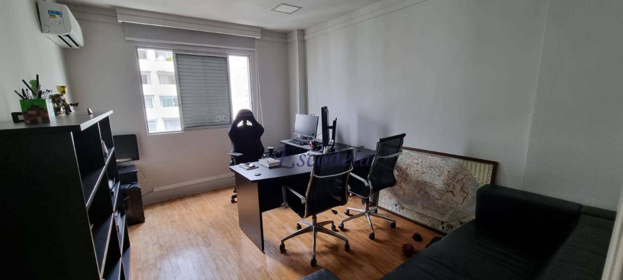 Apartamento à venda com 4 quartos, 225m² - Foto 8