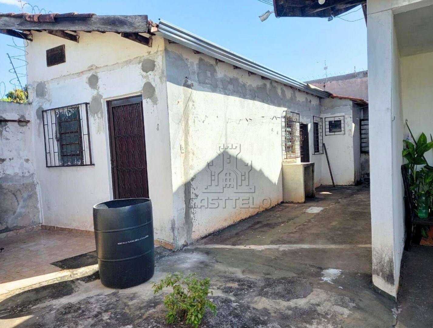 Casa à venda com 3 quartos, 110m² - Foto 2