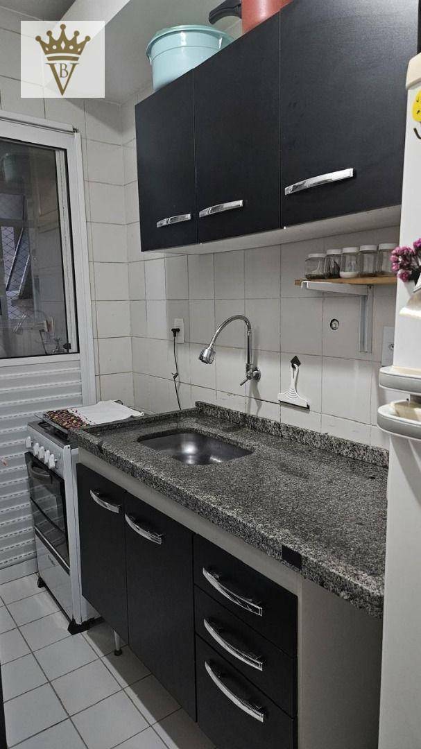 Apartamento à venda com 2 quartos, 55m² - Foto 18