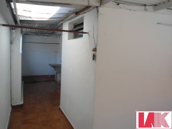 Casa para alugar com 2 quartos, 90m² - Foto 5