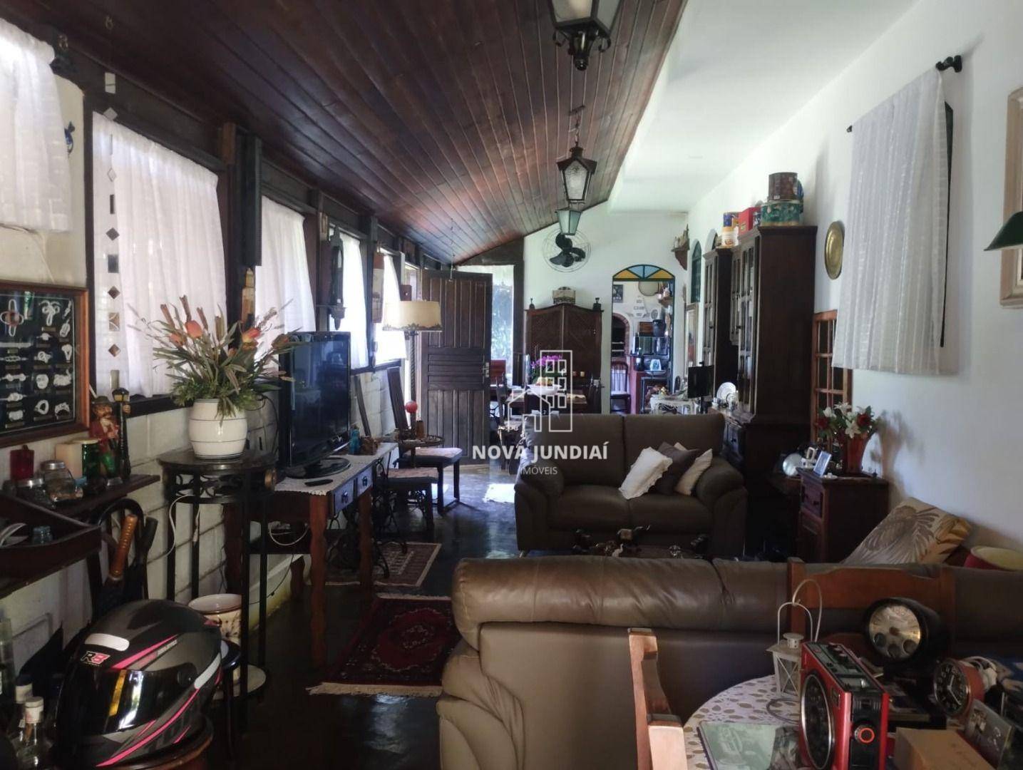 Chácara à venda com 2 quartos, 130m² - Foto 1