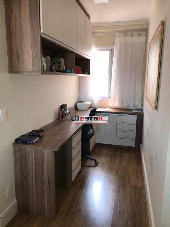 Apartamento à venda com 3 quartos, 130m² - Foto 7