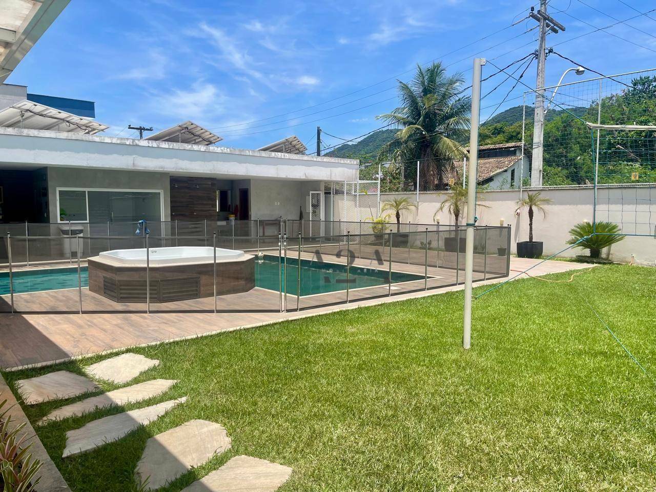 Casa de Condomínio à venda com 4 quartos, 272m² - Foto 56