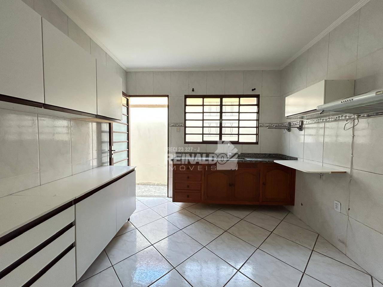 Casa, 3 quartos, 132 m² - Foto 3