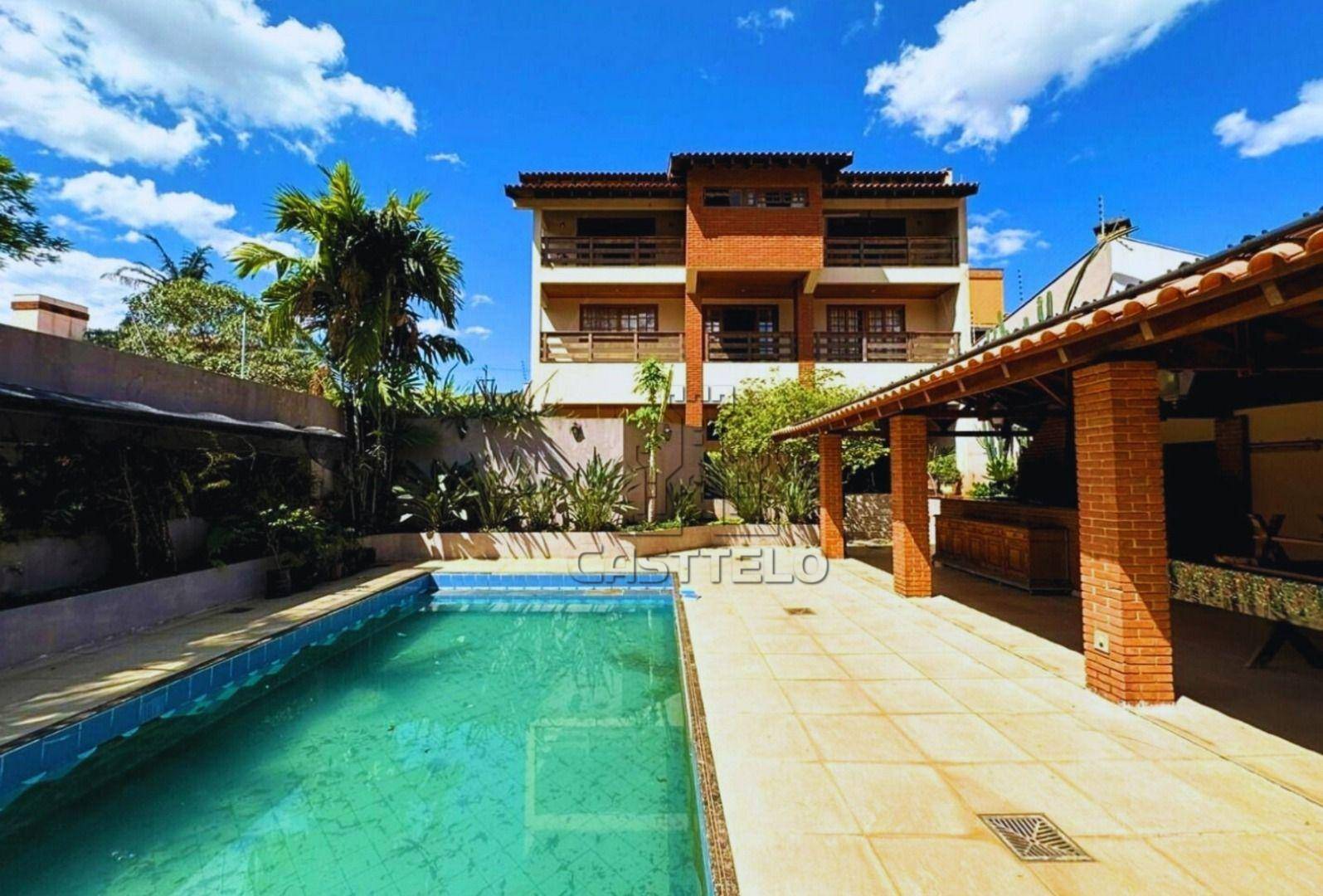 Sobrado, 6 quartos - Foto 1