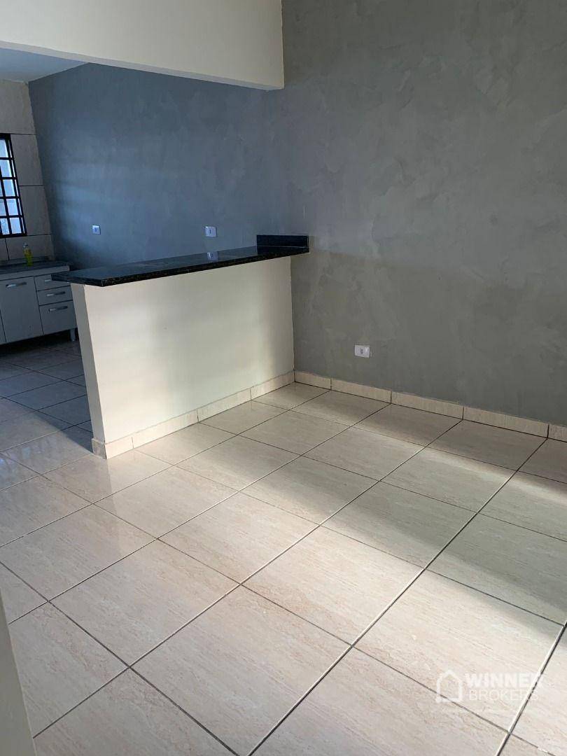 Casa à venda com 2 quartos, 70m² - Foto 5