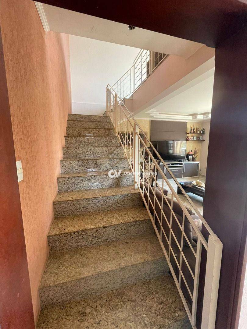 Sobrado à venda com 4 quartos, 218m² - Foto 16