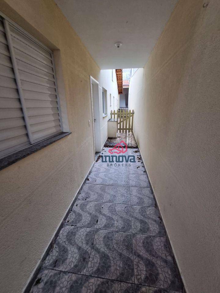 Sobrado à venda com 3 quartos, 200m² - Foto 4