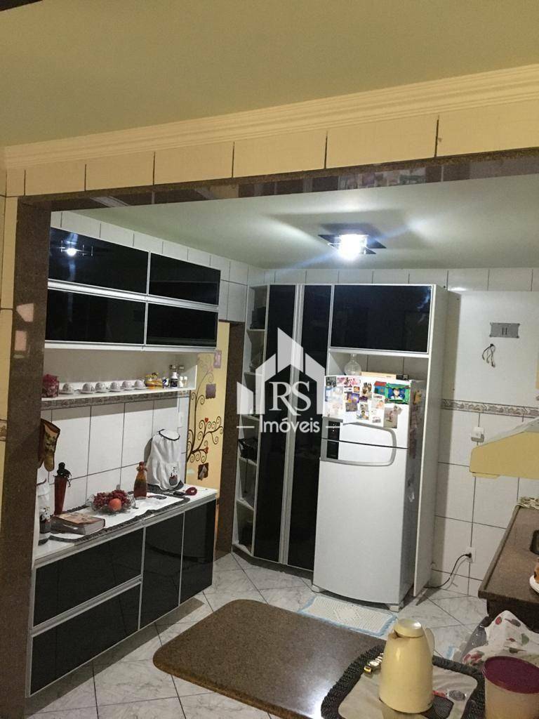 Casa de Condomínio à venda com 3 quartos, 180m² - Foto 16