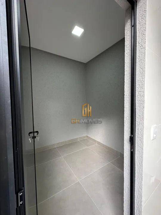 Casa à venda com 3 quartos, 196m² - Foto 14