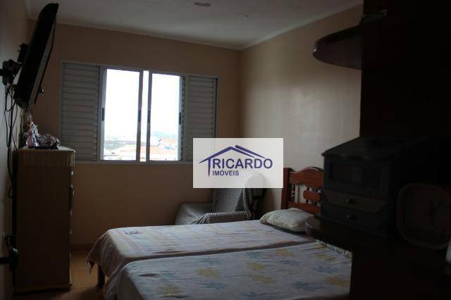 Apartamento à venda com 3 quartos, 81m² - Foto 9