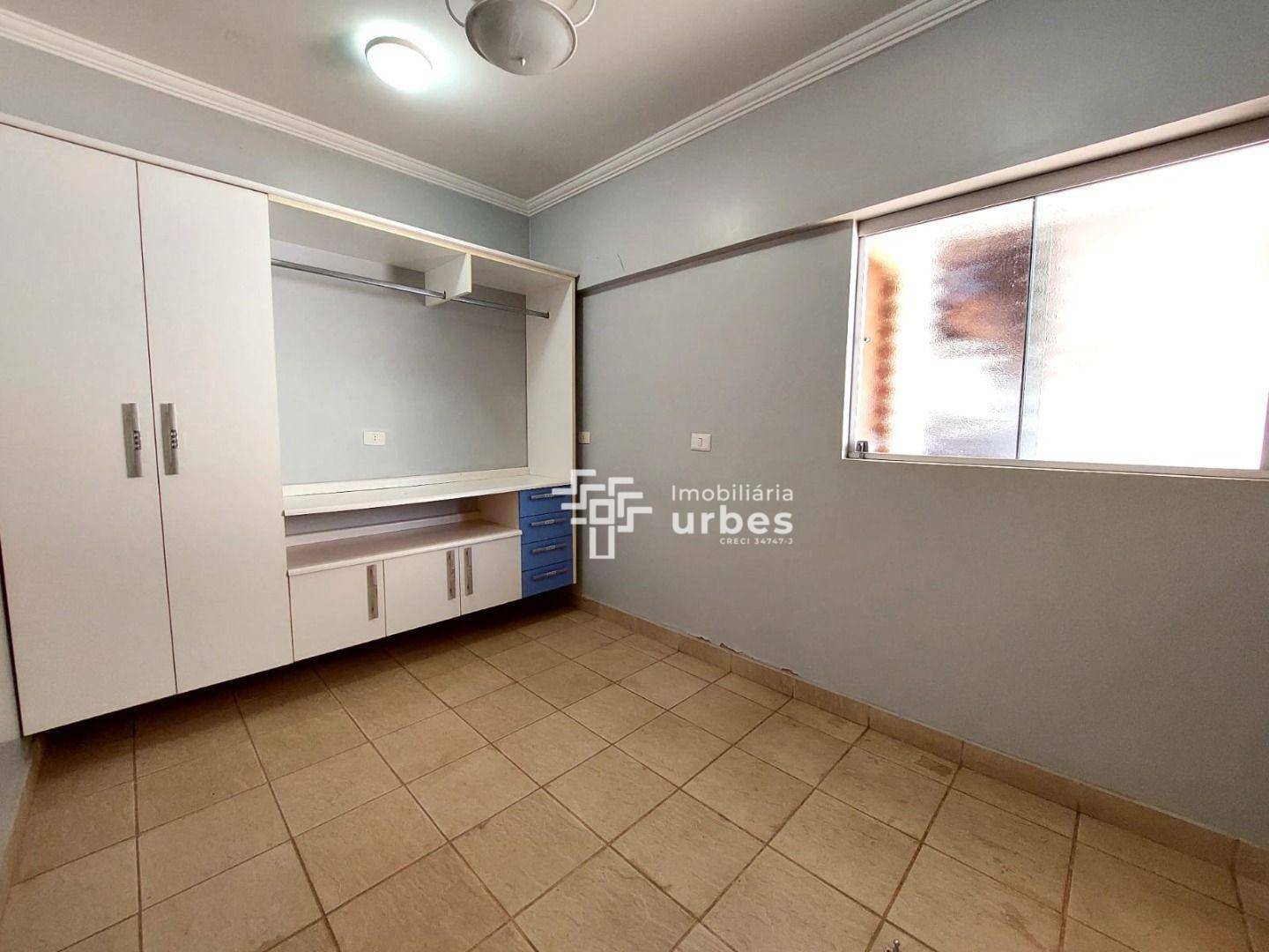 Casa para alugar com 3 quartos, 270m² - Foto 26