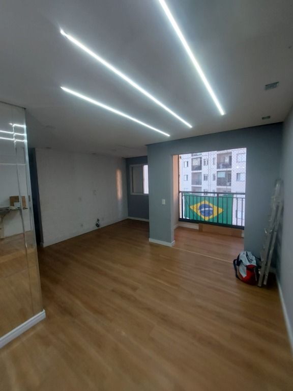 Apartamento à venda com 2 quartos, 62m² - Foto 19