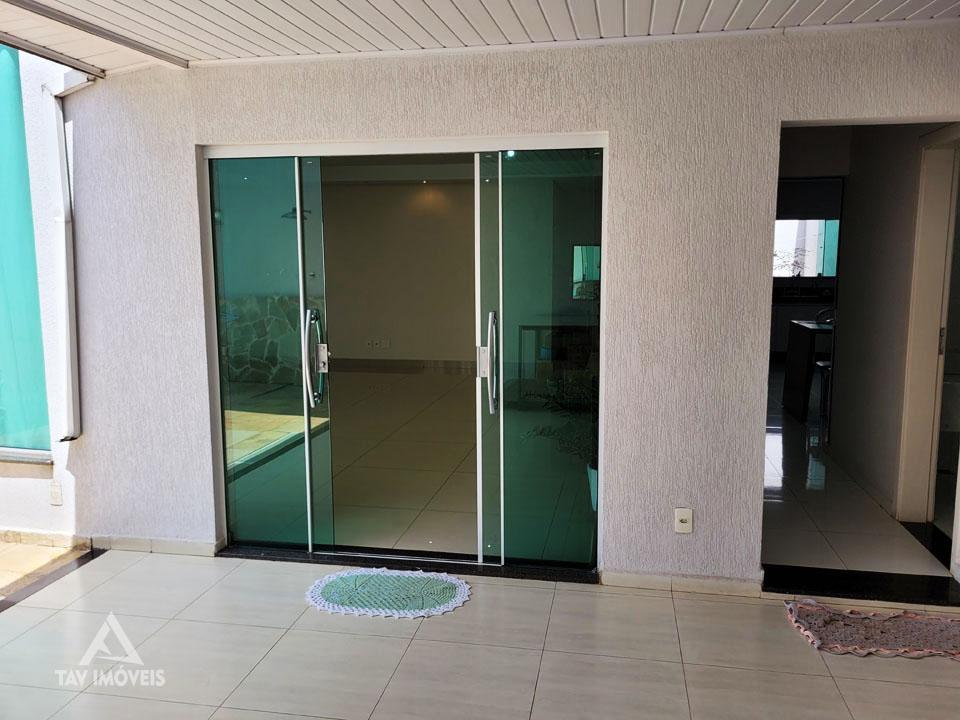 Casa à venda com 3 quartos, 264m² - Foto 9