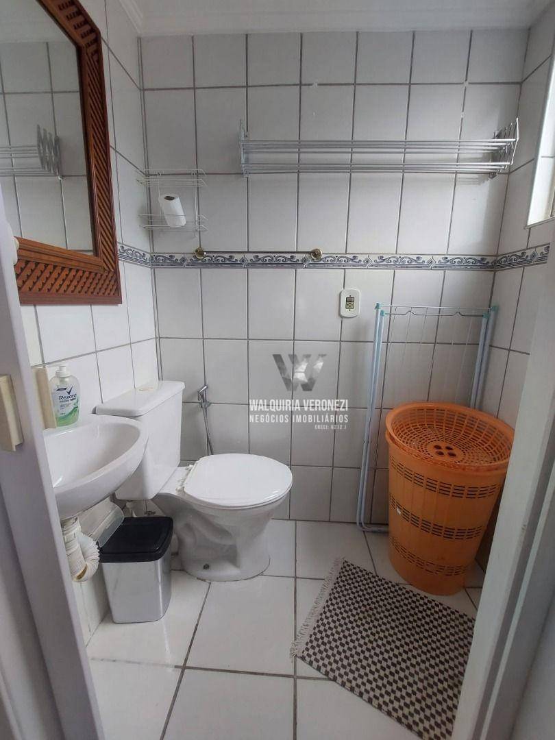 Apartamento à venda com 2 quartos, 70m² - Foto 7