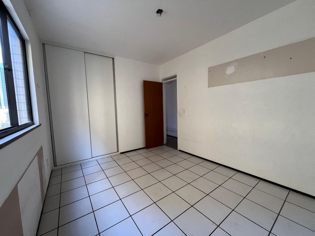 Apartamento à venda com 3 quartos, 100m² - Foto 8