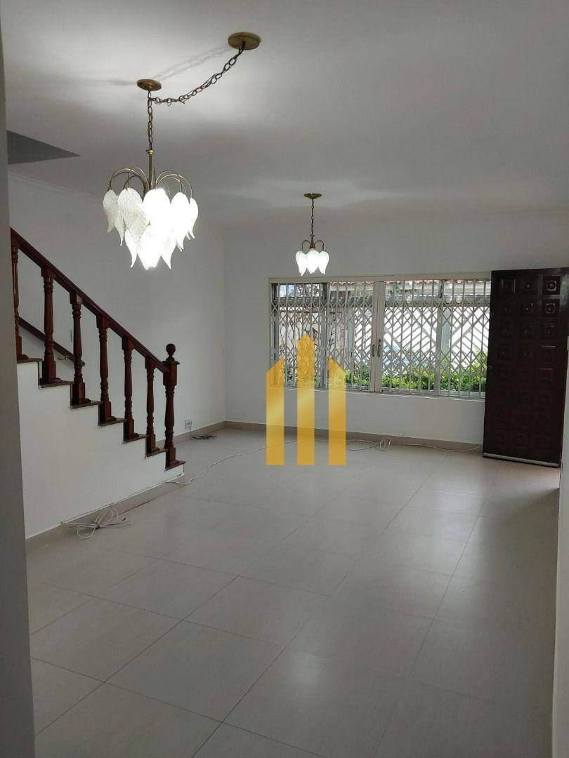 Sobrado à venda e aluguel com 3 quartos, 180m² - Foto 69