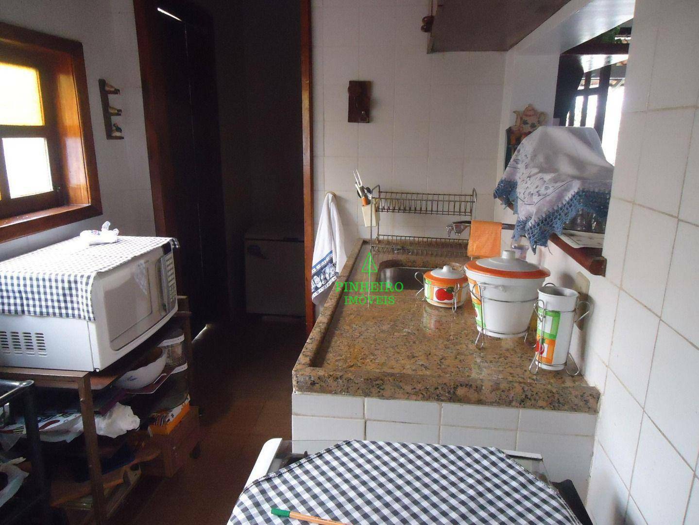 Casa à venda com 3 quartos, 90m² - Foto 14