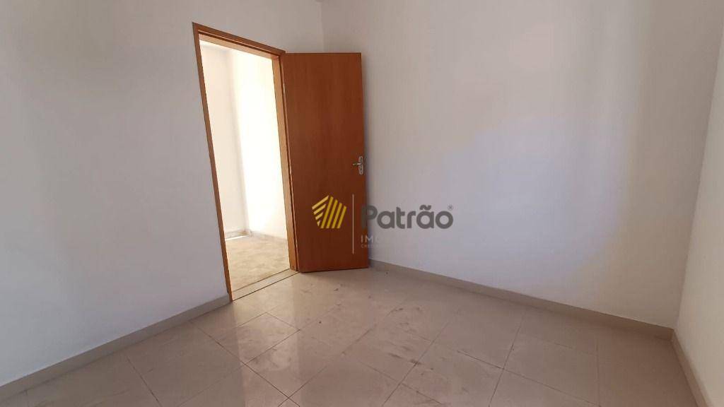 Apartamento à venda com 3 quartos, 120m² - Foto 4