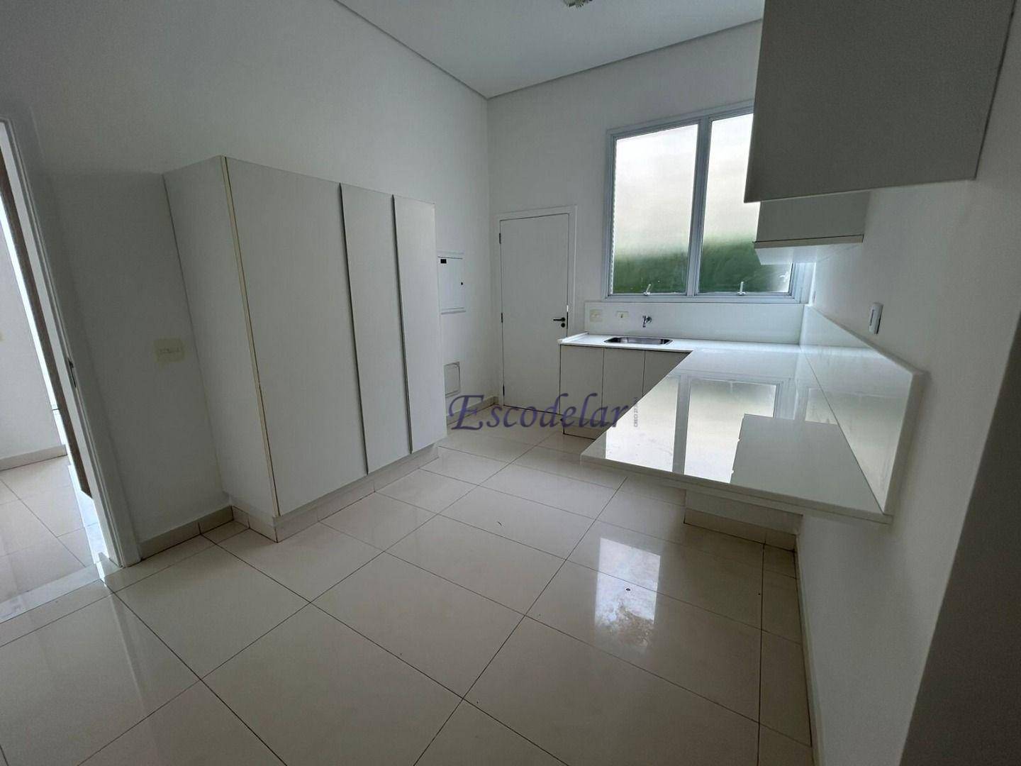 Casa de Condomínio para alugar com 4 quartos, 832m² - Foto 8