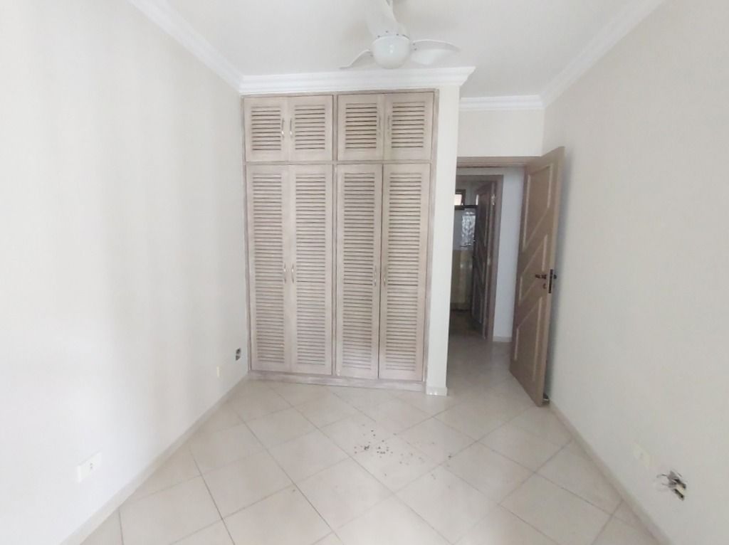 Apartamento à venda com 4 quartos, 160m² - Foto 16