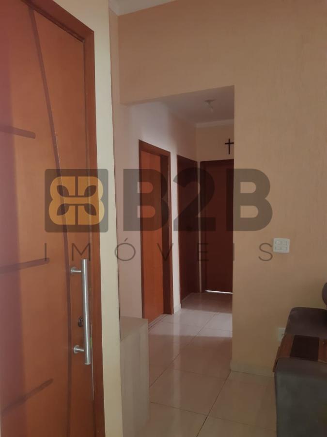 Casa à venda com 3 quartos, 108m² - Foto 2